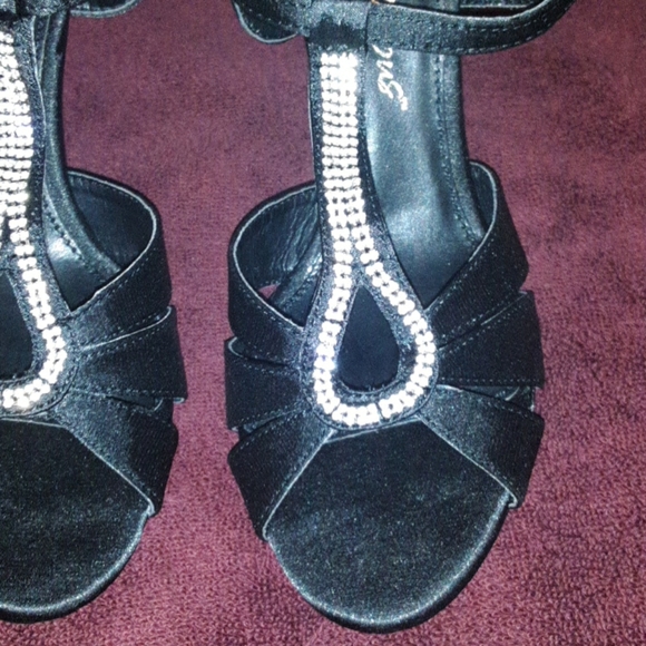 Pleaser Fabulicious Black Satin Elegant He… - Picture 9 of 13